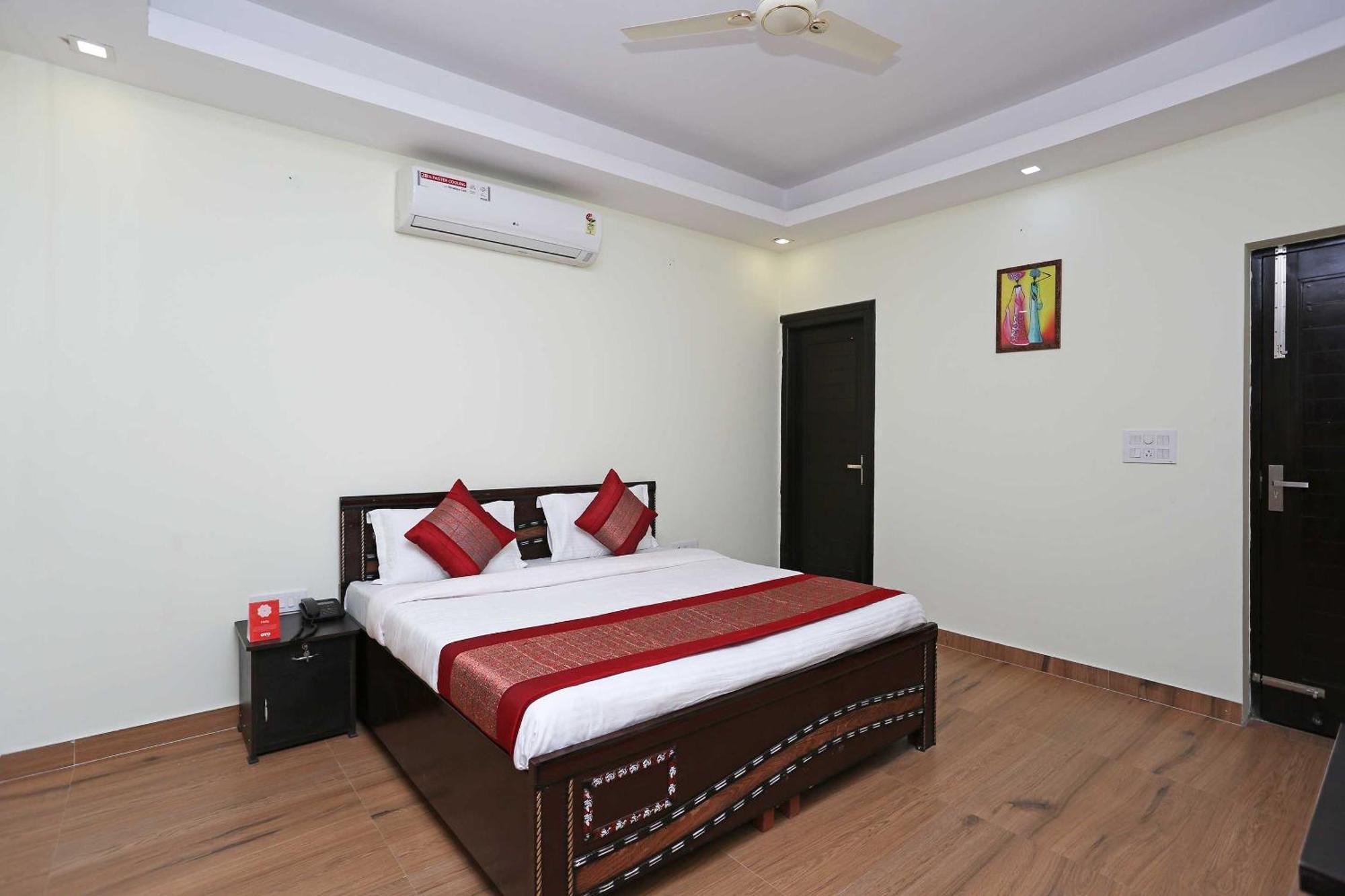 OYO 11090 Maira Homes Faridabad Extérieur photo