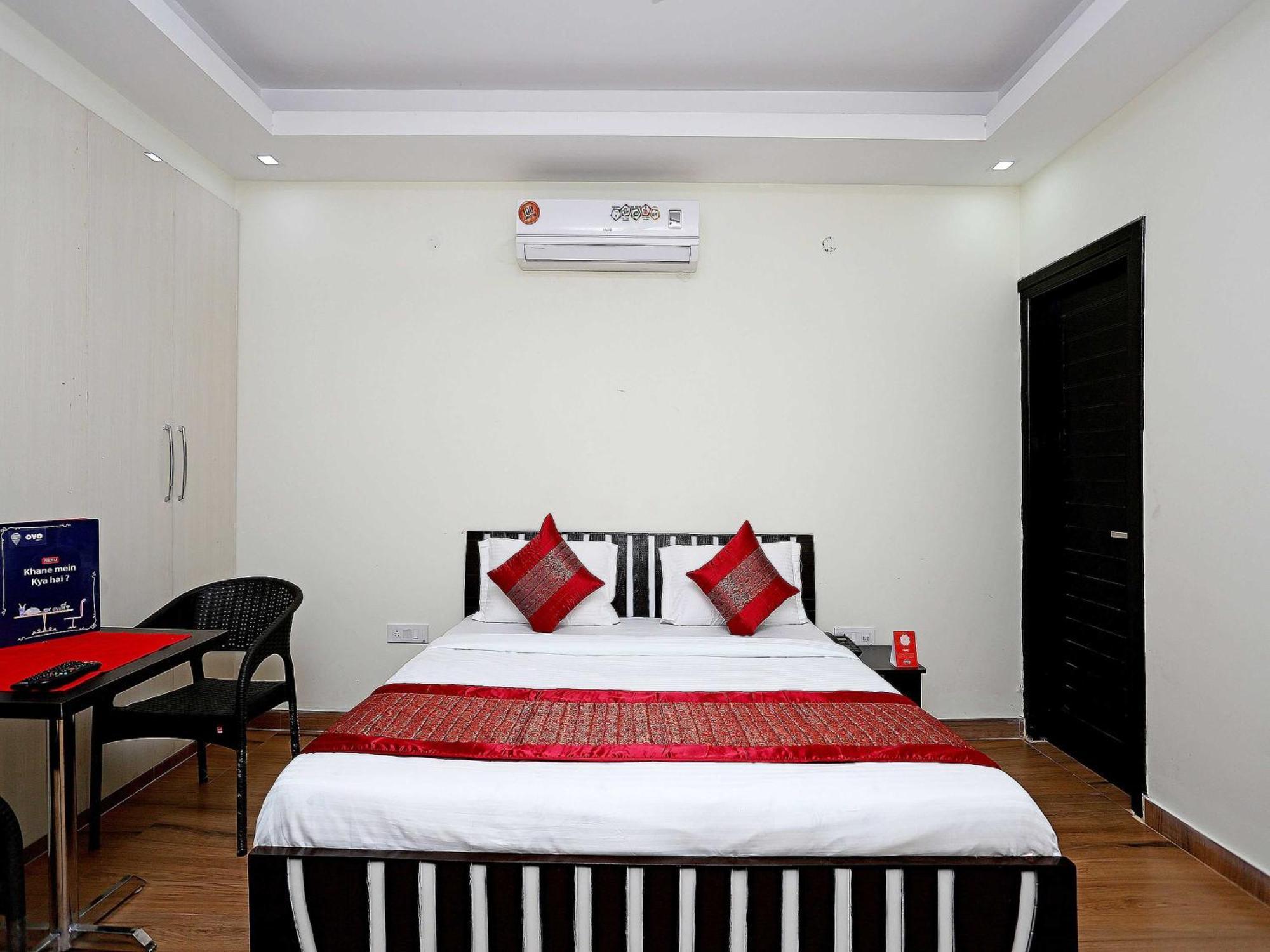 OYO 11090 Maira Homes Faridabad Extérieur photo