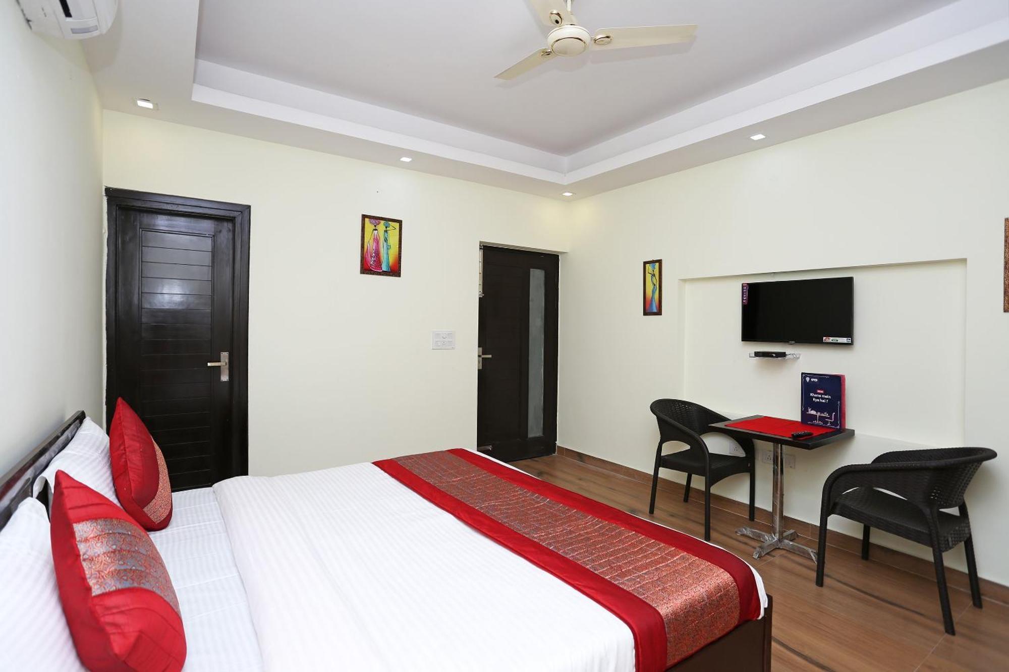 OYO 11090 Maira Homes Faridabad Extérieur photo
