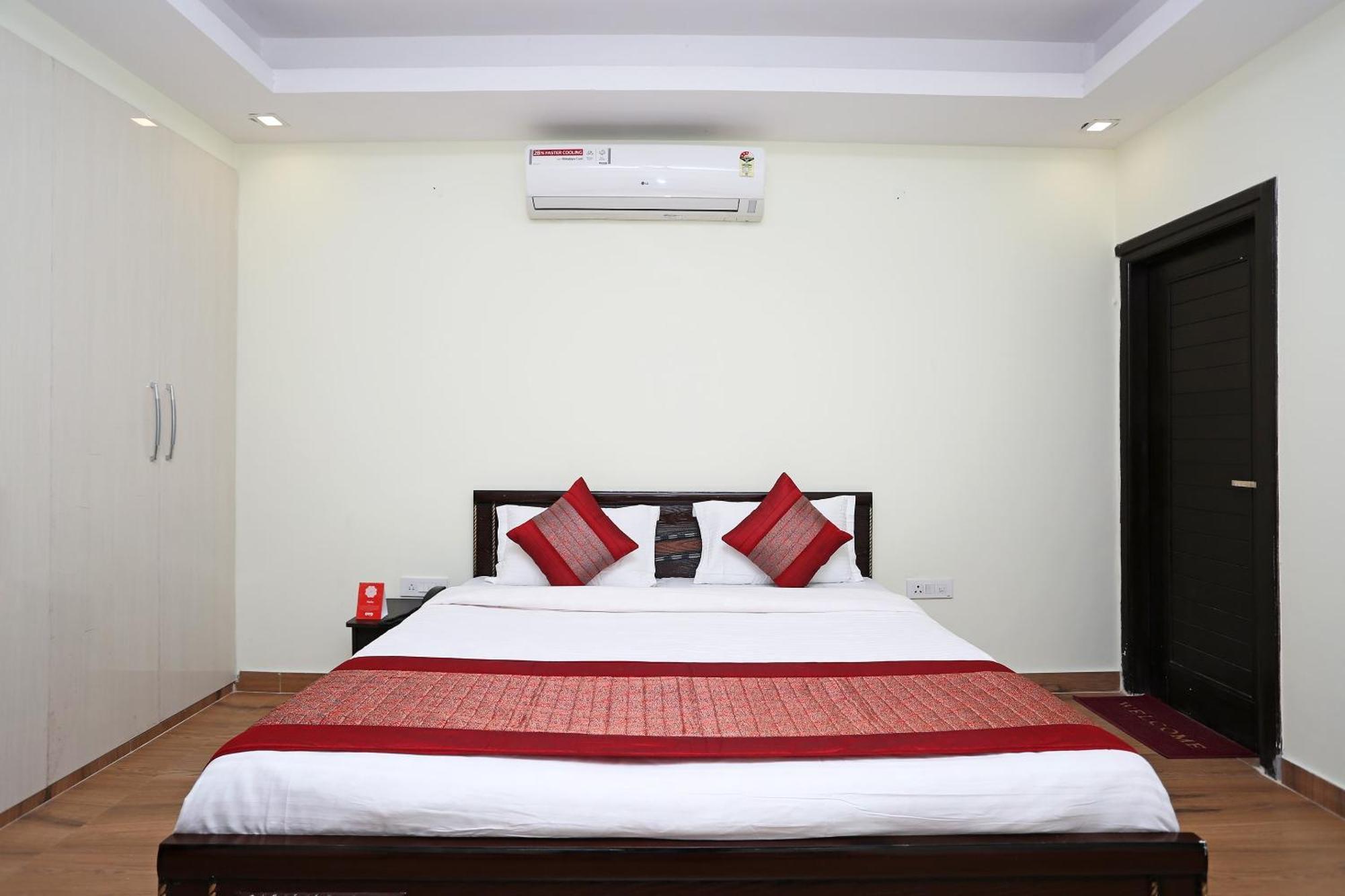 OYO 11090 Maira Homes Faridabad Extérieur photo
