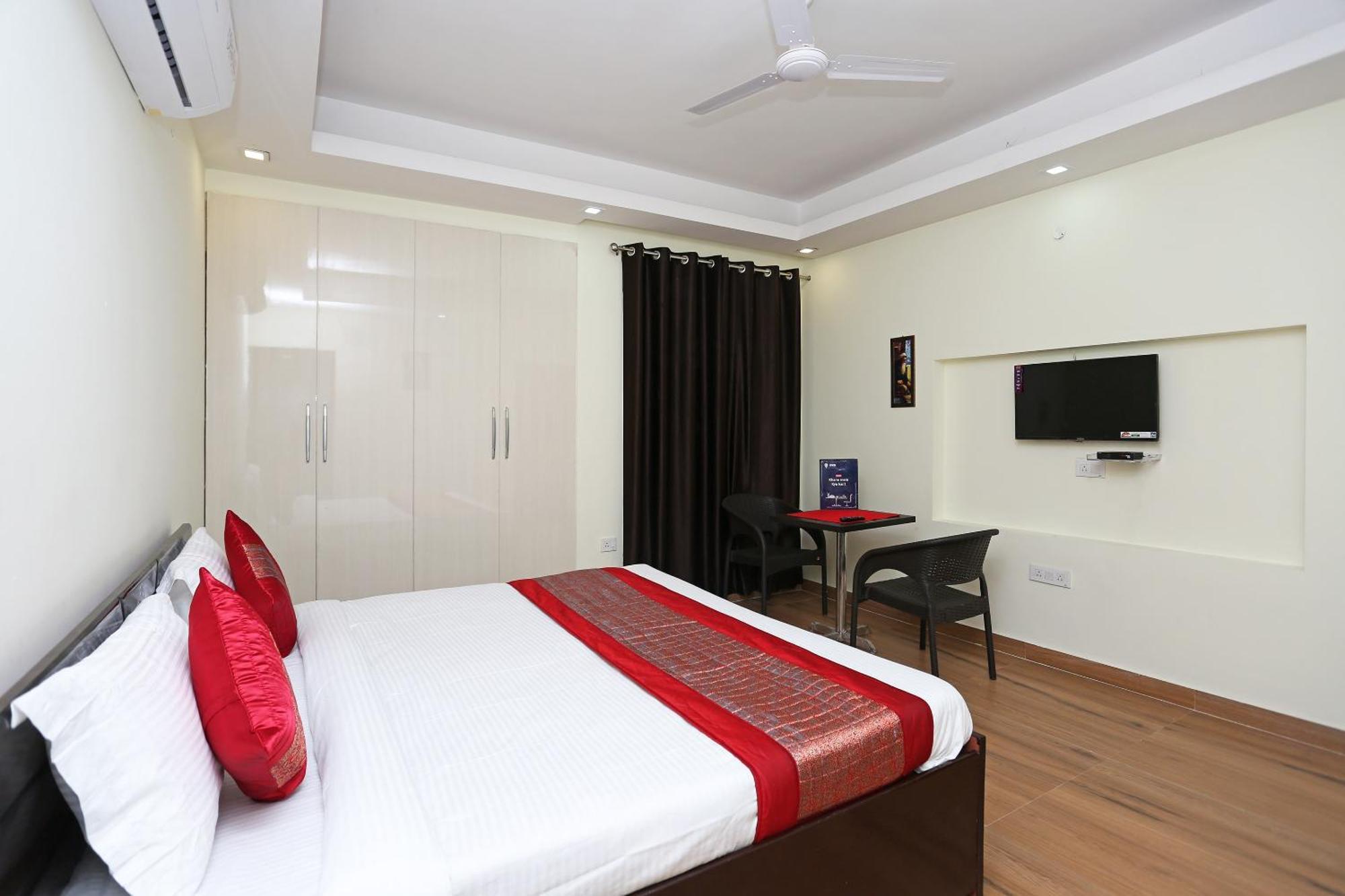 OYO 11090 Maira Homes Faridabad Extérieur photo